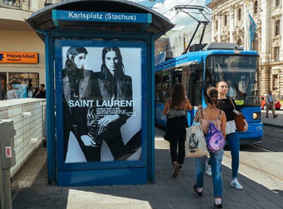 europemedia_Systèmes de publicité Citylight. FSU - Arrêts de bus et de tramway europemedia_Systèmes de publicité Citylight. FSU - Arrêts de bus et de tramway