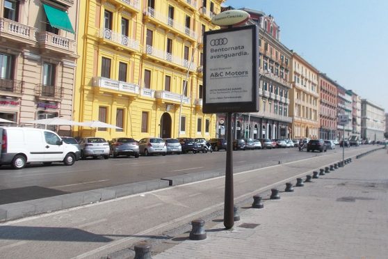 europemedia_arredo_urbano_indicatori_viari-558x372