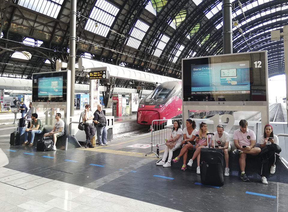 europemedia_impianti_pubblicitari_digitali_stazione_centrale_milano_1-960x708