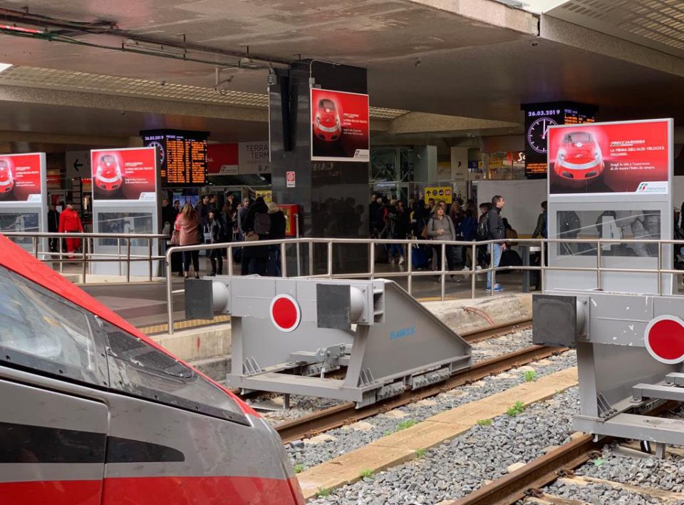 europemedia_impianti_pubblicitari_schermi_digitali__welcome_grandi_Stazioni_roma_termini-960x708