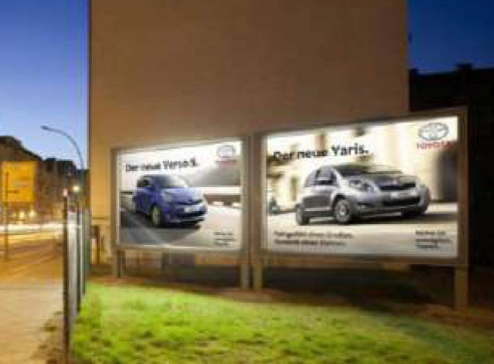 europemedia_systèmes et colonnes publicitaires moyen format europemedia_systèmes et colonnes publicitaires moyen format