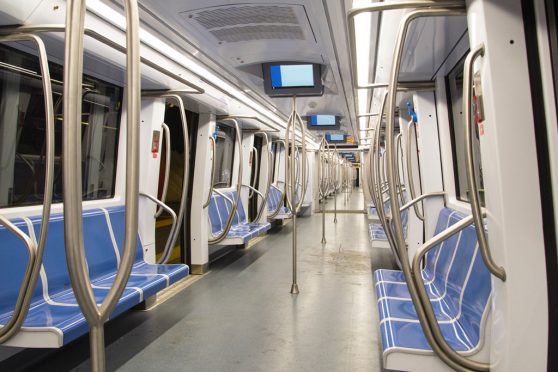 europemedia_videocomunicazione_interno_vagoni_metro-558x372